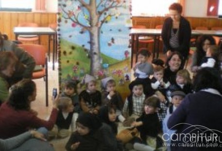 Abuelos y nietos de Granja se reúnen para celebrar el Día Mundial de la Infancia 